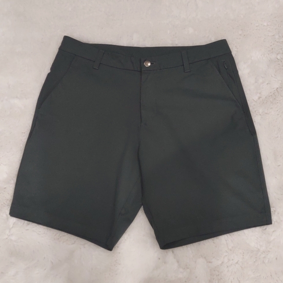 lululemon athletica Other - LULULEMON CLASSIC FIT SHORT.